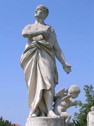 Statue in Prato della Valle - Isola Memmia slide