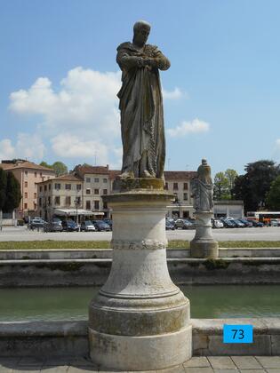 Statue in Prato della Valle - Isola Memmia slide