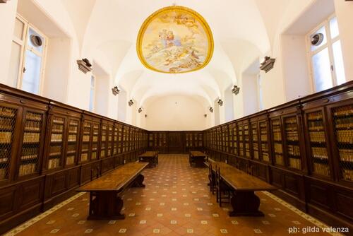 Biblioteca Statale Oratoriana Dei Girolamini slide