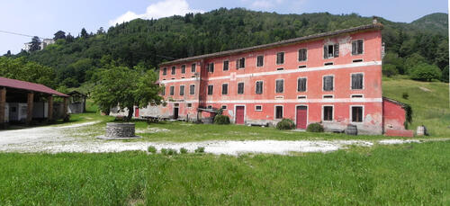 Borgo Rurale Case Marian slide