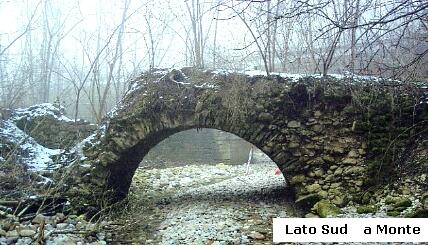Antico Ponte Romano sul Torrente Forada. slide
