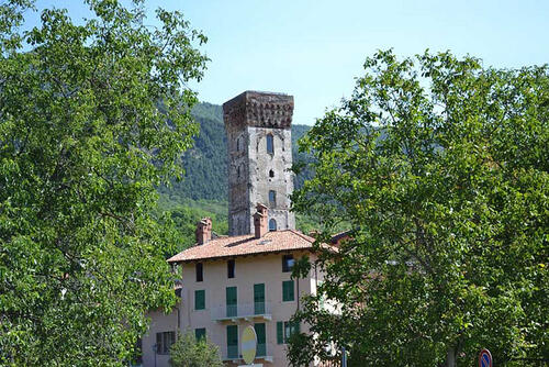 Torre Ricetto di San Mauro slide