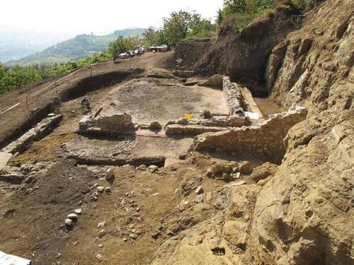 Tempio di Minerva: Archeoparco e scavi archeologici slide