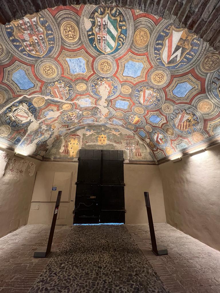 Immagini di Lavori di restauro degli intonaci dell’androne della Rocca Sanvitale di Fontanellato