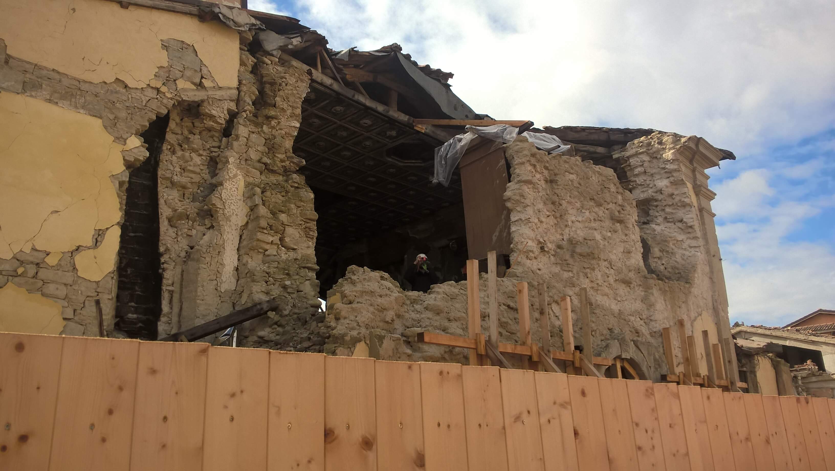 Immagini di Organo della chiesa di S. Maria del Suffragio (o del Purgatorio) ad Amatrice