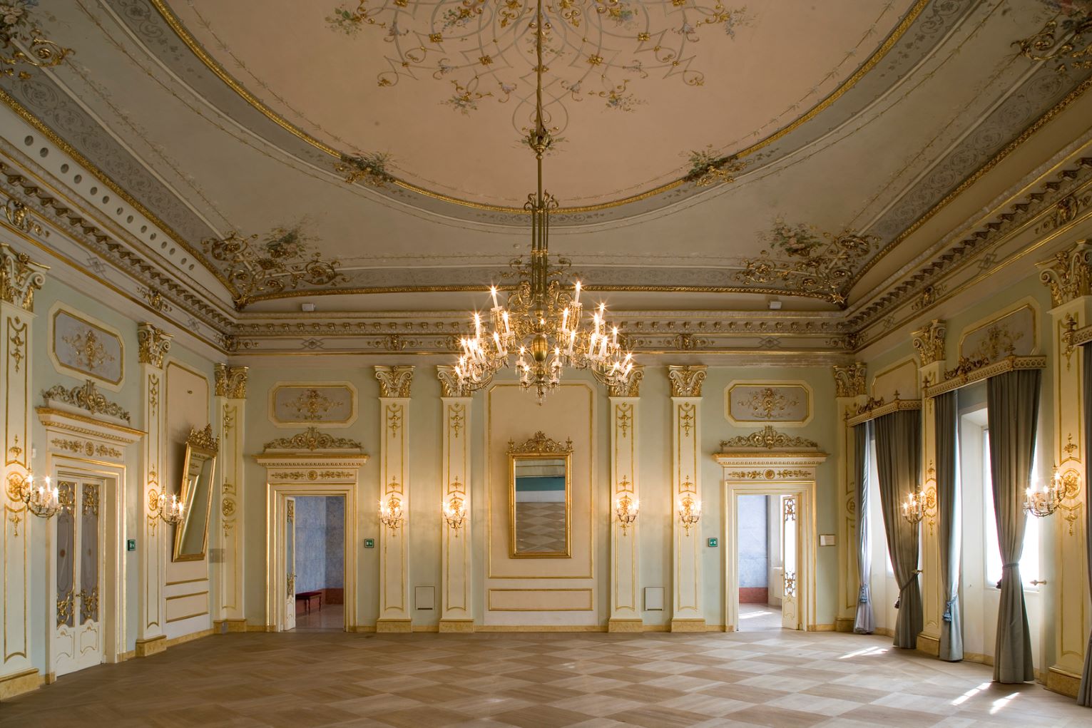 Immagini di FONDAZIONE I TEATRI