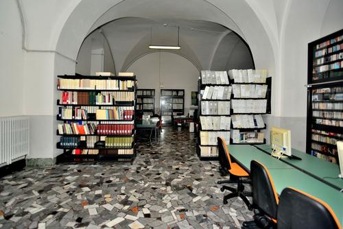 BIBLIOTECA CONSERVATORIO "G.B. PERGOLESI" FERMO slide