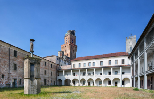 CASTELLO CARRARESI slide