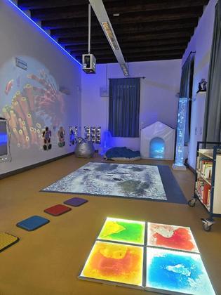 Biblioteca Civica di Albignasego slide