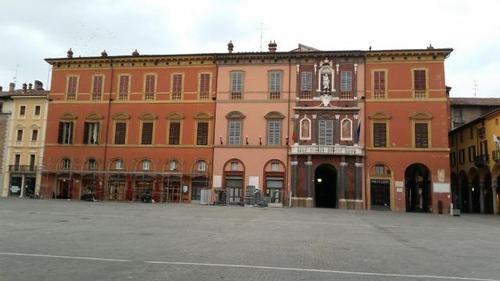 Palazzo Comunale di Imola slide