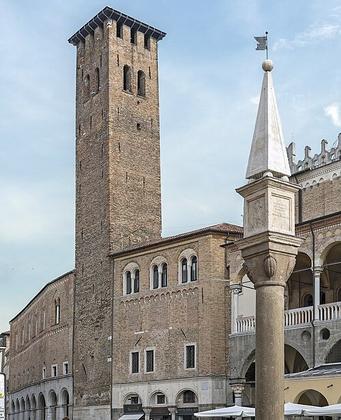 PALAZZO MORONI SCARPARI slide