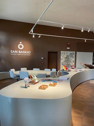 Centro Turistico Culturale di San Basilio slide