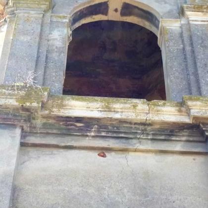 Complesso storico costituito dalla vecchia chiesa di S.Lorenzo Martire,  con annesso campanile e canonica in Fauglia slide