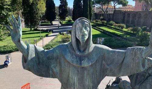 MONUMENTO A SAN FRANCESCO D