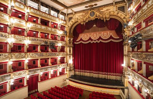 Fondazione Teatro di Napoli-Teatro Nazionale del Mediterraneo-Teatro Bellini slide