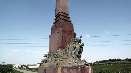 Monumento al Principe Amedeo Duca d