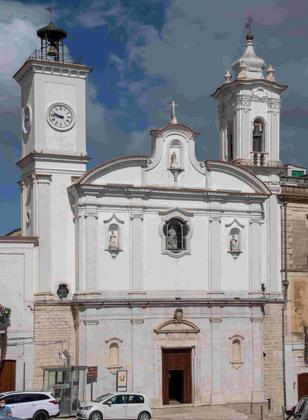 Orologio del campanile della Chiesa dell’Immacolata Concezione slide