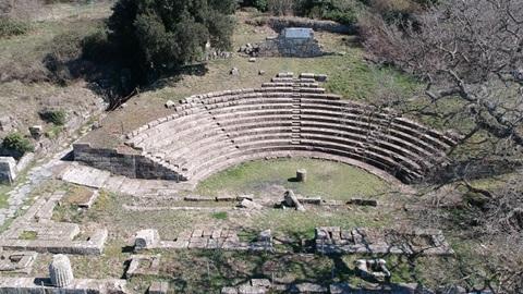 Parco Archeologico Culturale di Tuscolo slide