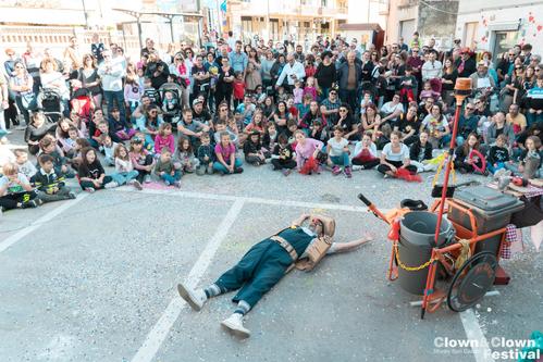 CLOWN&CLOWN FESTIVAL slide