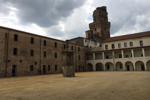 CASTELLO CARRARESI slide