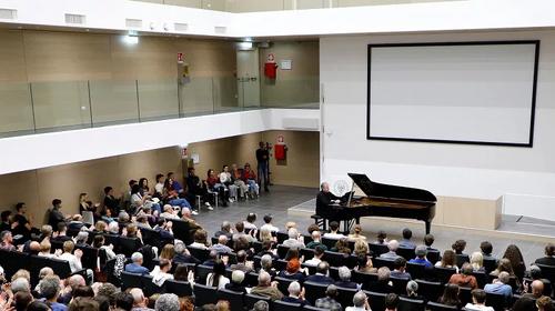 ACCADEMIA DI STUDI PIANISTICI A. RICCI slide