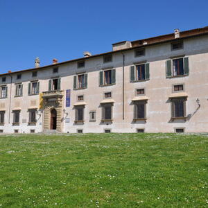 Villa Medicea di Castello - Firenze  -   Restauro del portale monumentale d'ingresso