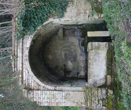 Fonte di San Flaviano slide