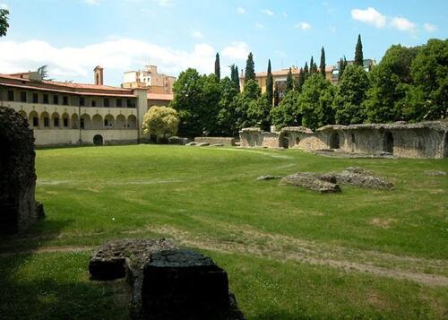 Museo Archeologico Nazionale Gaio Cilnio Mecenate e anfiteatro romano di Arezzo slide