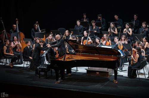 Associazione Amici della Musica di Livorno slide