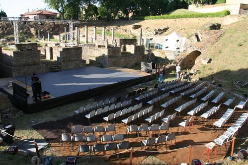 Festival Internazionale Teatro Romano Volterra "il Verso, l