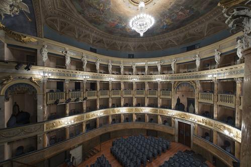 Teatro Comunale A. Masini slide