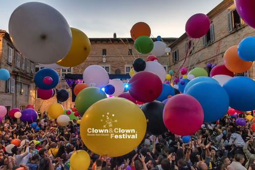 CLOWN&CLOWN FESTIVAL slide