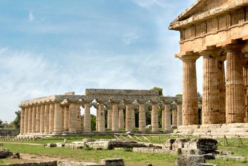 PARCO ARCHEOLOGICO DI PAESTUM E VELIA slide