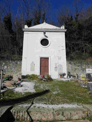 CAPPELLA CIMITERIALE - CIMITERO DI IANO slide