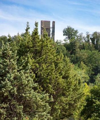 Torre Civica di Lunano slide