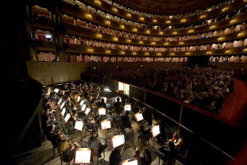 Fondazione Donizetti Onlus ente oggi sostituito da Fondazione Teatro Donizetti slide