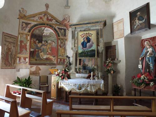 Chiesa Oratorio della Madonna del Sole, Capodacqua, Arquata del Tronto (AP) slide