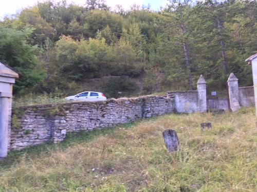 Cimitero di Poggio alla Lastra slide