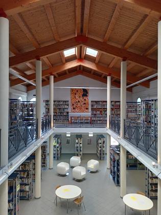 BIBLIOTECA COMUNALE DI OCCHIOBELLO slide