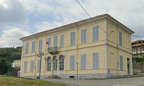 BIBLIOTECA COMUNALE  "LUIGI PRALAVORIO" slide