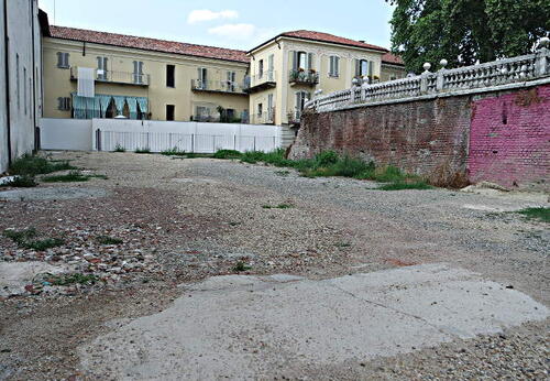 Palazzo Michelerio ed ex Chiesa del Gesù (Museo dei Fossili) slide