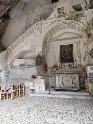 CHIESA RUPESTRE DI SAN MICHELE ARCANGELO slide