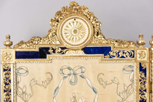 Paravento ligneo, in seta e vetro della Palazzina di Caccia di Stupinigi slide