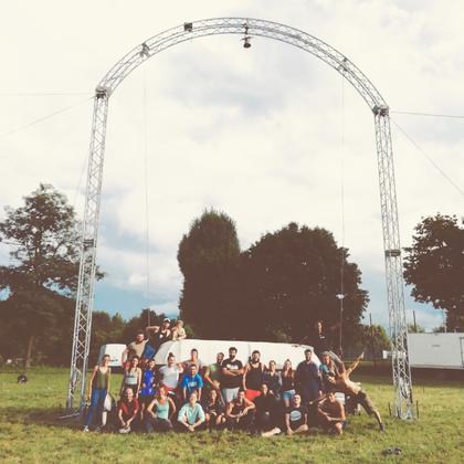 Associazione Culturale Vita Nuda - Circo Zoé slide