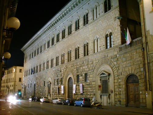 Palazzo Medici Riccardi- Consolidamento di alcune strutture lignee slide