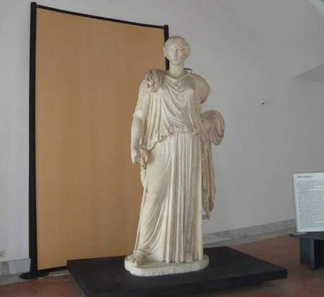 Museo archeologico Georges Vallet del Polo museale della Campania slide