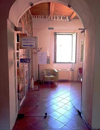 Biblioteca Comunale di Vallo della Lucania slide