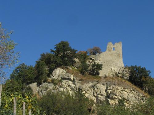 CASTELLO DI CANOSSA E MUSEO NAZIONALE NABORRE CAMPANINI slide