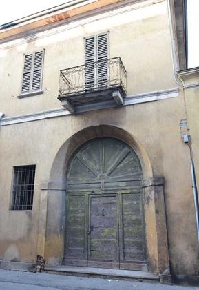 EX CONVENTO DEI FRATI FRANCESCANI DI VIA POLIDORO CALDARA slide