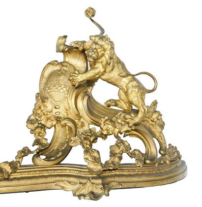 Palazzo Spinola – Servizio da camino in bronzo dorato con stemmi Spinola slide